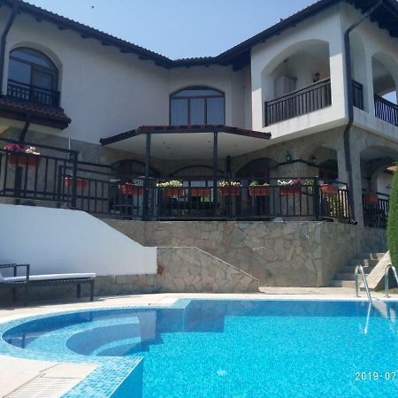 Къща За Гости Мускат 2 Aheloy Exterior foto