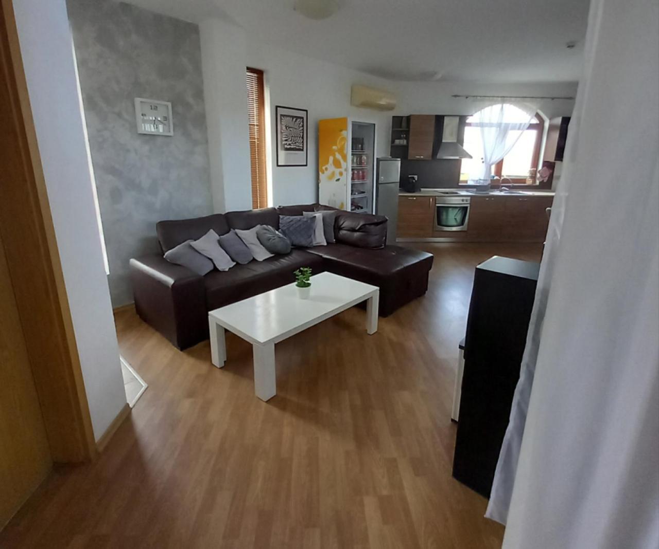 Къща За Гости Мускат 2 Aheloy Exterior foto