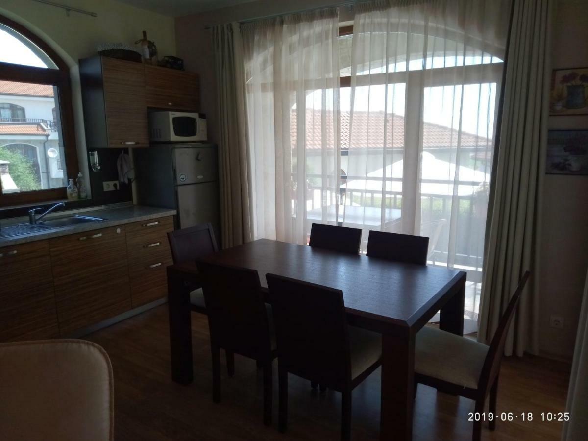 Къща За Гости Мускат 2 Aheloy Exterior foto